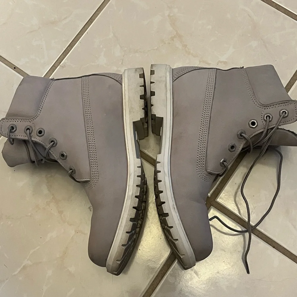 Timberland Light Gray Ankle Boots - Picture 3 of 5